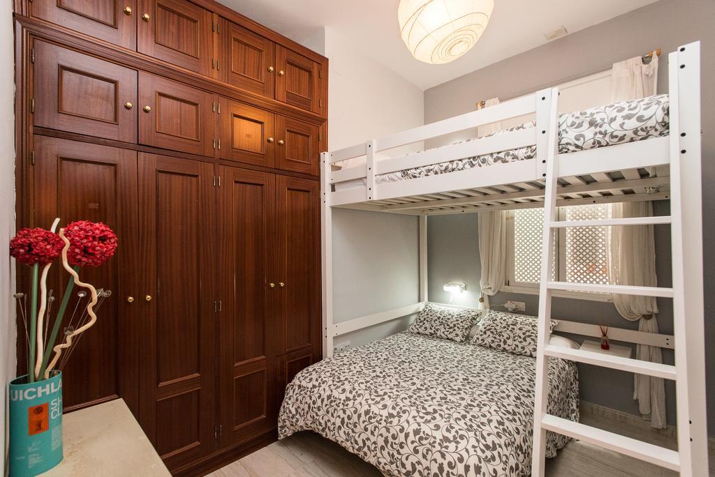 Divi Apartments Valvanera Sevilla Eksteriør bilde