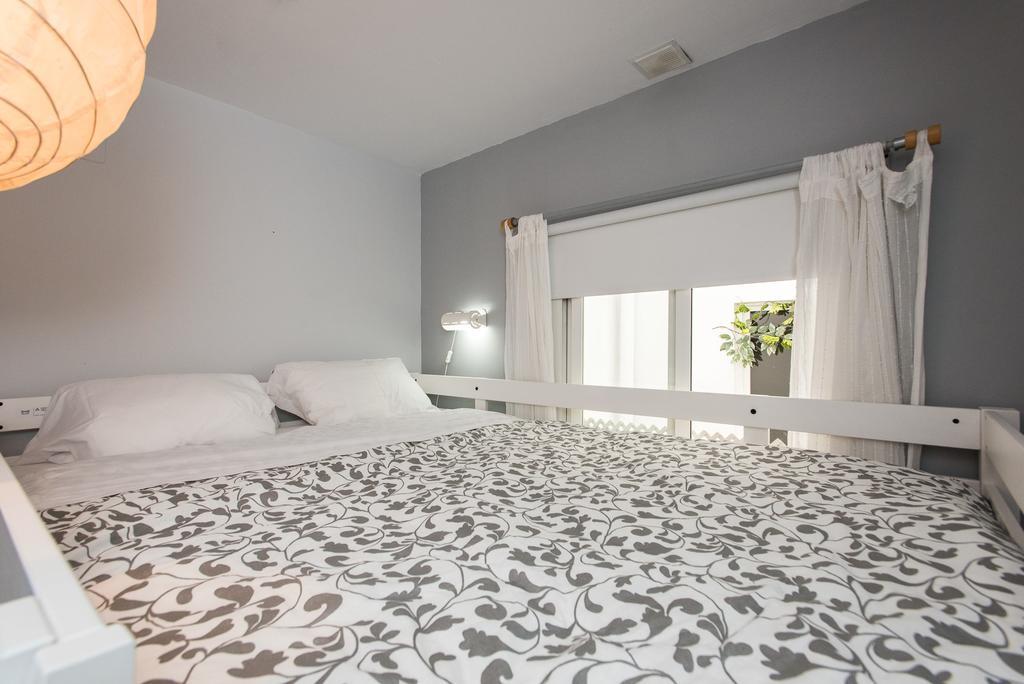 Divi Apartments Valvanera Sevilla Eksteriør bilde